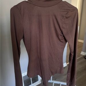 Women's Brown Open Back Long-Sleeve Mock Neck Bodysuit